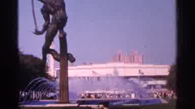 New York City (1964): Huge And Beautiful And Excellent Water Splicing In Middle Of
