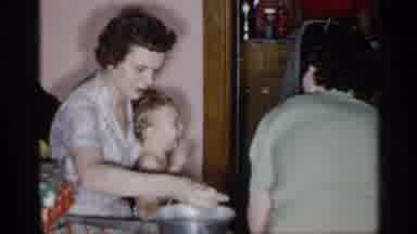 New York (1955): Home Family At Home And Baby Varying During Beth