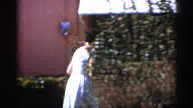 Alabama (1958): Inside Fish Supermarket Family Members Moving Very Fast To Gr Some