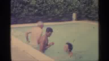 Indiana (1959): Family Enjoys In Pool And Try To Len Better Swimming With Group