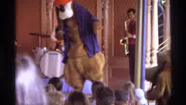 Orlando Florida (1974): A Funny Play For Your Entertainment