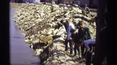 Savage Minnesota (1969): Teams Of Workers Rush To Create Levy To Stop Flood Waters