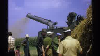Minnesota (1971): A Huge Machine Which Runs And Helps The Agricultural Persons