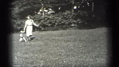 Cleveland Ohio (1938): Mother And Kid Running Happily