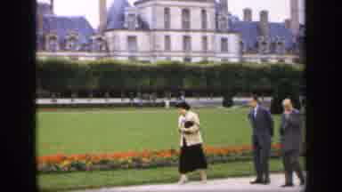 Ireland (1949): A Beautiful And Gorgeous Buildings With Huge Green Park And Queen