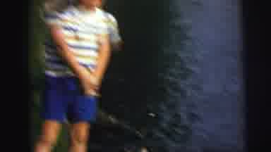 MOBILE ALABAMA-ile-: Children Are Feeding The Ducks