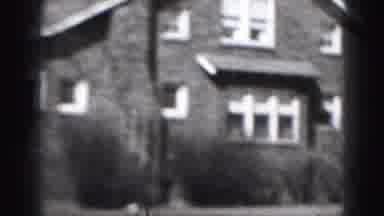 Harrisburg Penn (1946): Neighborhood Laundry Air-Drying Front Yard And Automobile