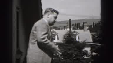 New Cumberland Penn (1946): A Man To Enjoying The Nature And Like Photography