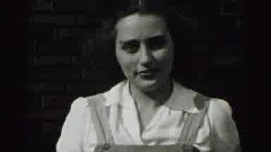 New Cumberland Penn (1946): Pleasant Lady Well-Dressed Blinking And Smiling In A