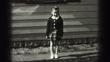 New Cumberland Penn (1946): Little Pretty Girl Walks Forward