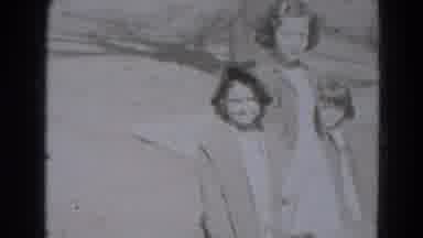 Lincoln Nebraska (1947): A Children To Enjoying The Holiday From Home And Walking
