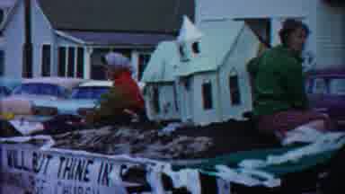 Cheyenne County Kansas (1958): A Parade Float Boasts Its House Mosaic