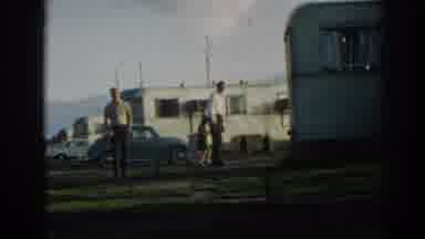 Ephesus Turkey (1962): Two Men To Shoot A Shoe Metal Into The Loop