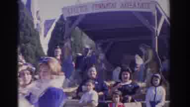 Florida USA (1962): Family Of Five Poses For Group Picture On A Sunny Day