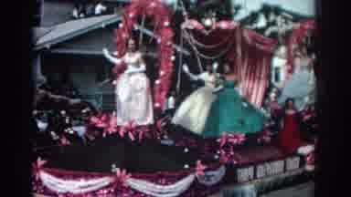 Pasadena California (1962): Four Women Wave From Pink And White Parade Float On A