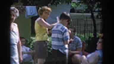 New Jersey USA (1963): Beautiful Family Gathered In The Backyard And Clothes