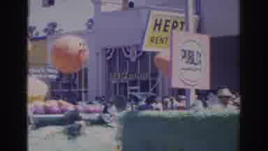 Norfolk Virginia (1966): Cross Sectional Clip Of A Roadside Trade fair With Busy
