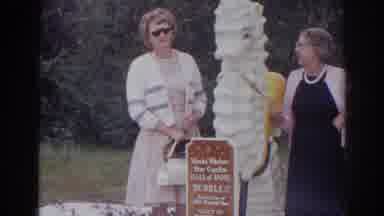 Norfolk Virginia (1966): Beautiful Ladies Seahorse And Dolphin Purses Red Banner