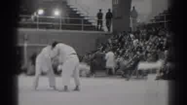 West Covina California (1966): Thing Heats Up As Two Professionals Fight For Glory