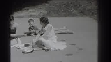 Southhampton New York (1937): Old Movie About Two Women And Two Kids In Antique