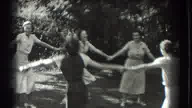 Southhampton New York (1937): The Group Of Friends Loved To Play Ring Around The