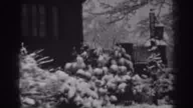 Winchester Maryland (1938): Photo Showing The Garden Of A Large House