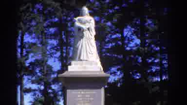 Perth Australia (1967): Statue Of A Woman In A Long Dress On Top Of A Pillar With