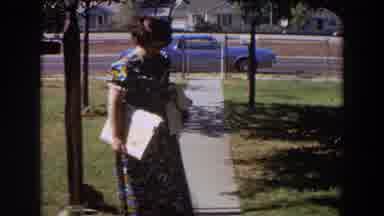 Washington (1964): Walking Woman In A Alleyway