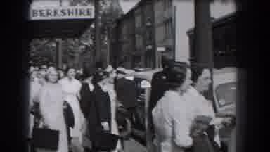 Reading Pennsylvania (1938): Large Crowd Gathers By Black And White Hotel