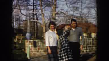 California (1961): In A Farm The Family Prepares For A Photo Together With The Cat