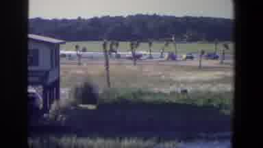 Saint Paul Minnesota (1971): Beautiful Little House By The River And A Boat Full