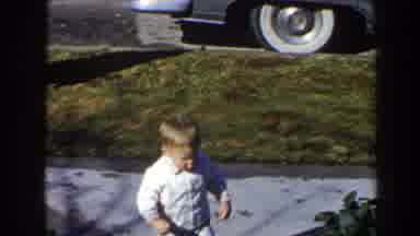 Las Vegas (1958): Little Boy Walks Away But Never Misses His Loved Ones