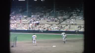 Yankee Stadium New York (1964): Green Diamond Baseball Field Full Of Sweaty