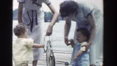 Wisconsin (1953): Mothers Fishing With Their Babies Who Find It Gross And Donâ¬â¢T