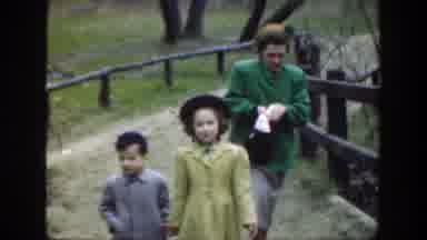 Cincinnatti Ohio (1949): Church Going Family Walks Through The Park And Feeds The