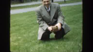 Cincinnatti Ohio (1949): Mysterious Man And A Mysterious Box In A Park Kneeling In