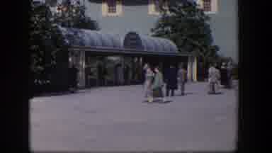 Las Vegas Nevada (1954): Happy Couples Roaming At Park