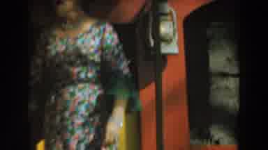 Knotts Berry Farm California (1961): Mother Sings Love Songs To Attract Crowd
