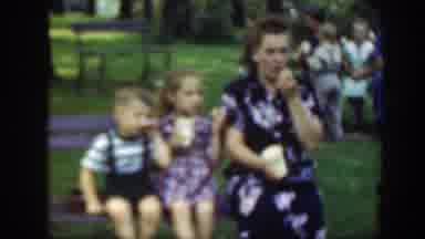 Washington DC (1948): Mother And Her Two Smartly Dressed Children Enjoying Popcorn