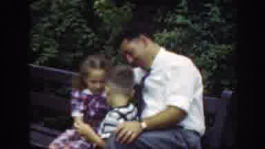 Washington DC (1948): Classic Family Enjoying Milkshake Together On A Park Bench