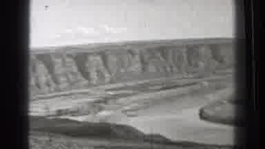 Washington (1939): Men In The s In Black And White Film Reel Checking Out A Rifle
