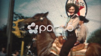 (8mm Film) 1949 Lady On Horse Vintage Texaco Sign