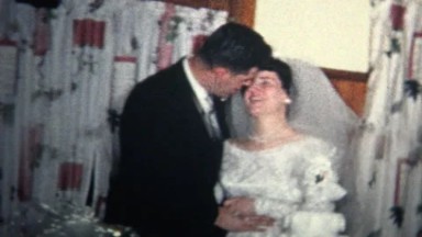 (8mm Vintage) 1966 Groom Kissing Bride Wedding Cake New Couple