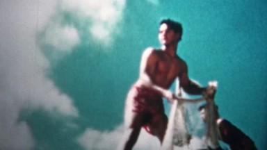 (8mm Vintage) 1955 Hawaiian Native Net Fishing Scene