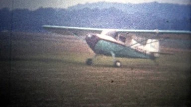 1954: Planes landing at the exclusive Zahn's private airport.