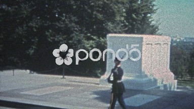 Washington DC (1951): Military guard at Arlington National Cemetery marches.