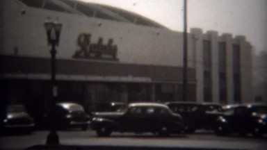 1946: Downtown Ralphs grocery store flagship grocery store.