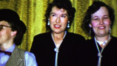1957: Stage call for women actors in stage theatre musical.