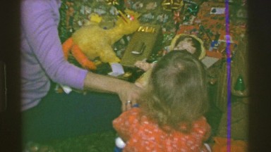 1961: young girls choose their favorite sesame street dolls IOWA