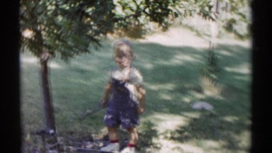 1959: the kids are playing in the ground DISNEYLAND, CALIFORNIA
